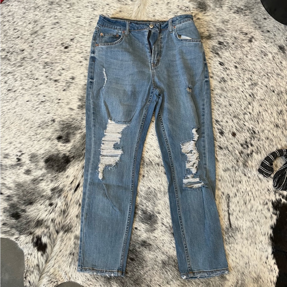 Wild fable distressed boyfriend jeans size 8